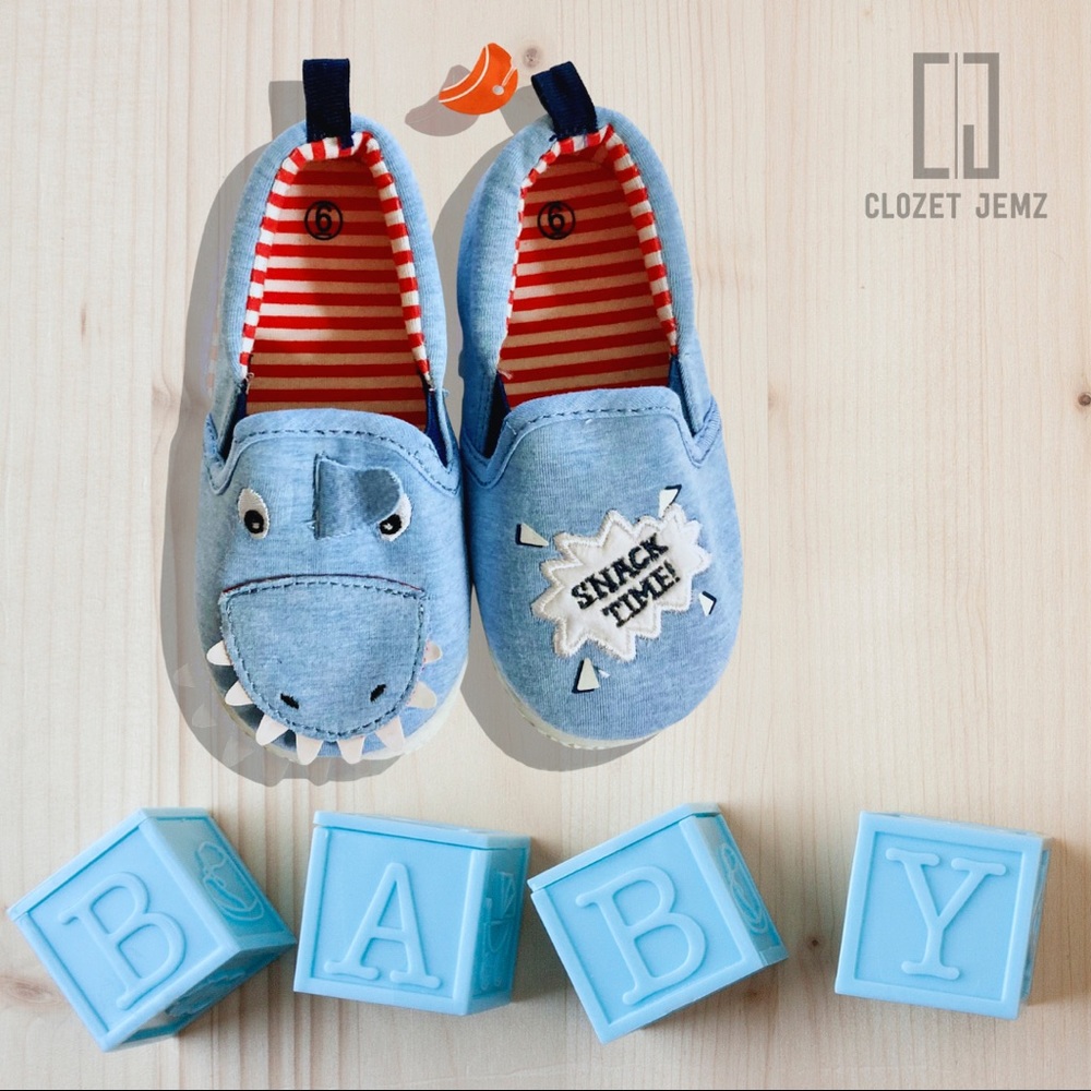 (6) Toddler Boy Blue Shark Shoes NWT